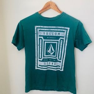 Volvo’s shirt boys